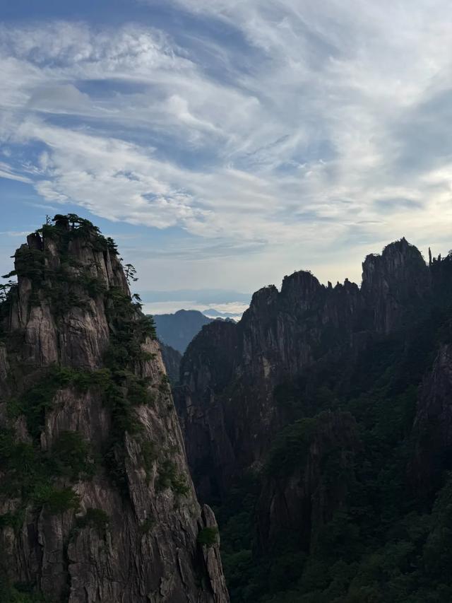 徒步三山五岳：安徽黄山！