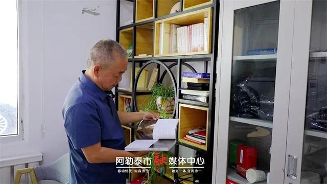 阿勒泰市共享卫生间+免费停车 游客直呼“细节暖到心窝里”