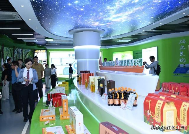 近 20 家驻深媒体访赣州 聚焦红土新貌与文化魅力