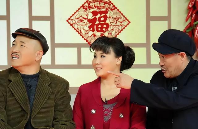 80岁何庆魁不再隐瞒，坦言与赵本山的“真实关系”，宋丹丹说对了