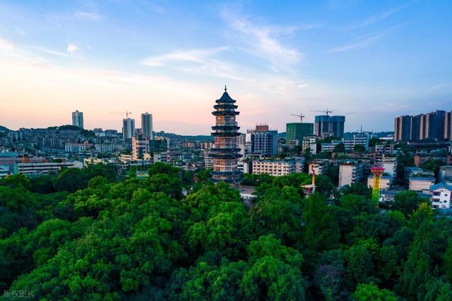 四川将不再成都“一城独大”，这座城市才是黑马，不是德阳和绵阳