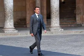 法国是不是纸老虎？马克龙要出兵乌克兰，俄军立刻导弹轰炸敖德萨图片
