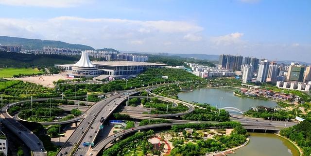 58年广西省会之争，韦国清要定柳州，毛主席：是不是首都要定兰州