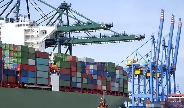 结束访华才5天，乌克兰公开翻脸：要制裁中国公民，逼中方选边站