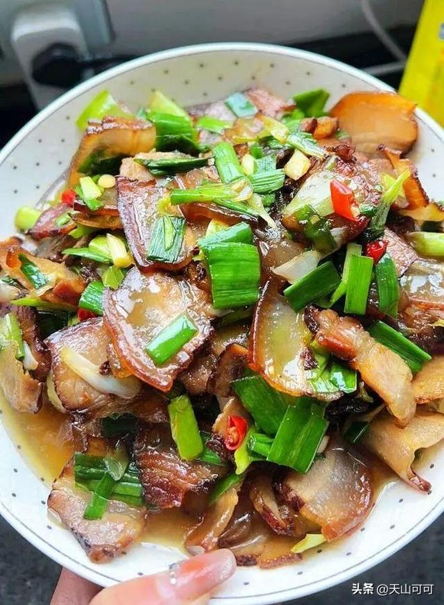 烟熏腊肉吃前怎么处理？好方法做出来好吃！