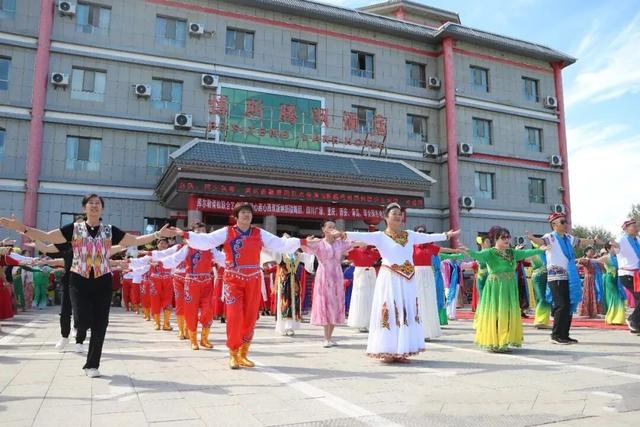 水天一色 博斯腾湖