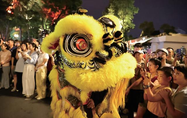 越夜越精彩！