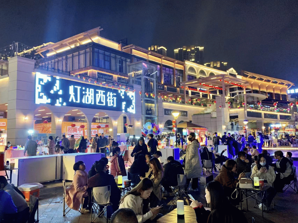 从街头吃到巷尾！桂城这些人气夜市，逛一次就上瘾