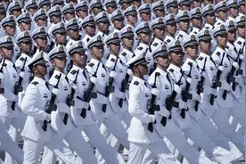 期待九三大阅兵——最喜欢看徒步方队走正步图片