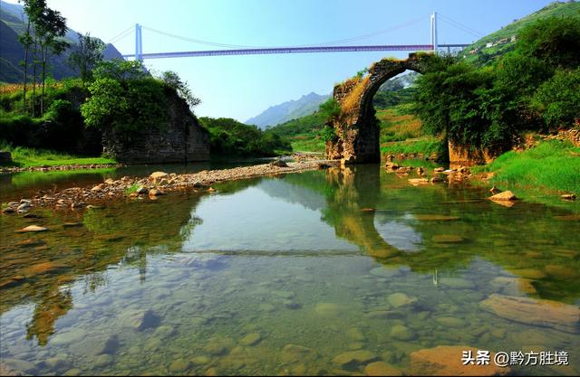 安顺有一个大峡谷，贵州最高的瀑布悬挂山谷，壮丽无比
