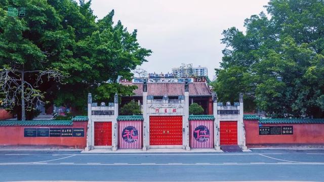 半江碧波，一城风华。这里是龙母故乡、崇德之城——德庆！