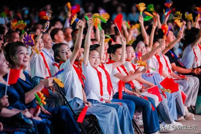 【推动铸牢中华民族共同体意识走深走实】多维发力引爆热度——北疆文化活动季的破圈突围