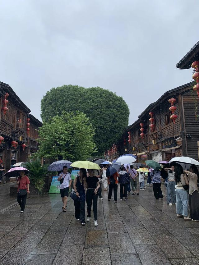三坊七巷，三山两塔：漫步福州，感受历史的悲壮回响