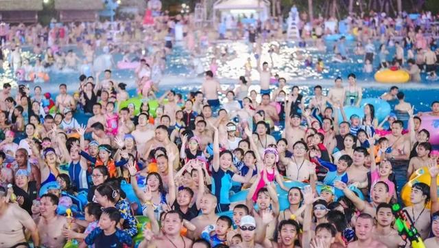 送票！从早嗨到晚！木兰胜天“森林水王国”已被挤爆！