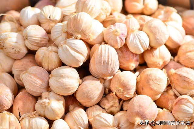 不管炖什么肉，只要锅里多加这“3味”料，肉越炖越香，越炖越烂