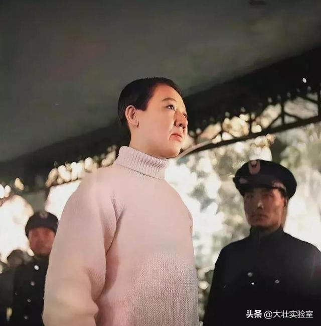 这就是汉奸川岛芳子真实模样，被日本养父玷污，为何甘愿当汉奸?