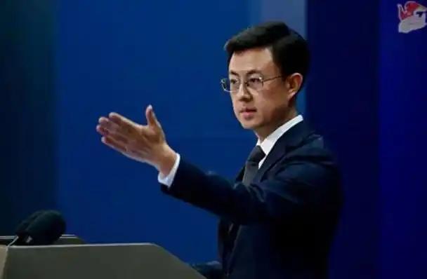 美不许中方买俄石油，否则加税100%，不到24小时，中方反将2军