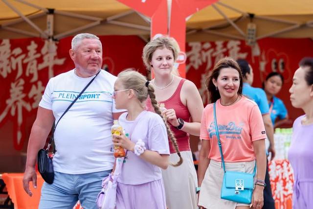 三亚变“俄罗斯后花园”？80%俄游客扎堆的真相是什么？