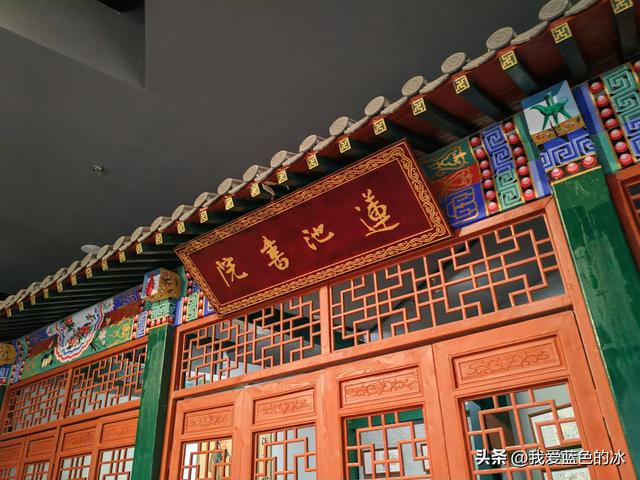 参观保定市博物馆，看到这个展厅，就觉得这个博物馆档次不够高