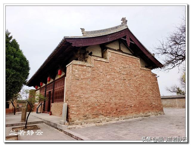 山西新绛县：游人罕至的白台寺