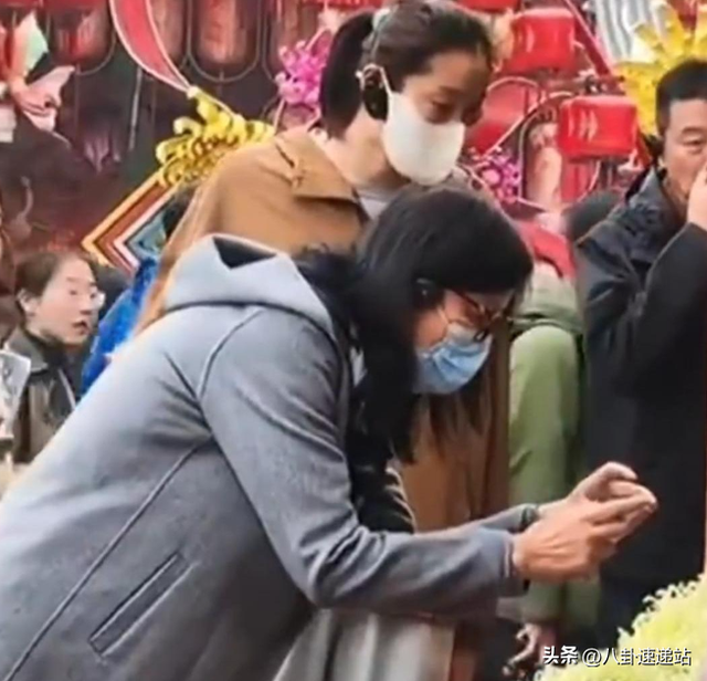 退休四年，65岁郎平再破“天花板”，重回女排传闻终于真相大白