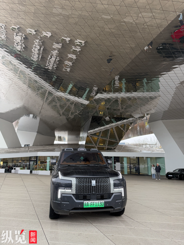 19岁百万粉丝游戏主播转型环球自驾博主，把“冀A”国产车开到法国，本人：世界比想象中更开阔