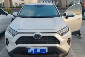 11万的丰田RAV4荣放到底能不能买？真实车主有话要讲图片