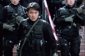 周星驰十大经典角色：唐伯虎文武双全，苏乞儿富可敌国图片