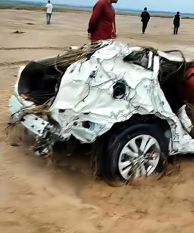 13人露营10人遇难后续！现场惨烈，本可避免，内幕曝光不值得同情