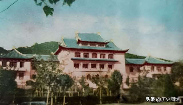 50年代杭州，居然是这个样子的！西湖没什么游客，黄龙洞太神秘