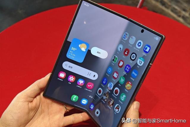 轻薄、性能、影像的铁三角 深度体验三星Galaxy Z Fold7