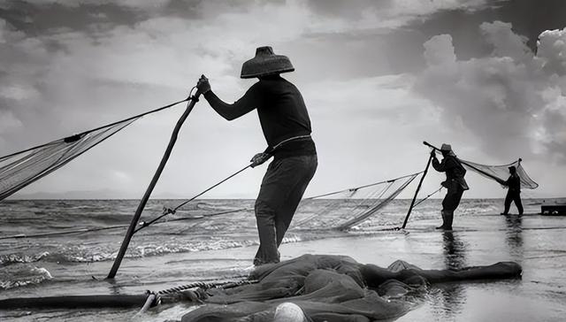 抱紧美日大腿，停飞中国航班、拒绝中国游客的小国，现状如何？