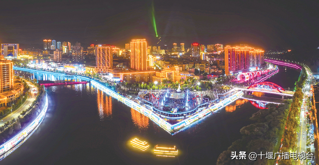 “七夕盛宴”引八方客来 郧西天河岸畔绘浪漫