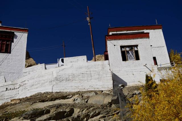 4.5万平方公里的拉达克，住着20多万藏民，为何会被印度所控制