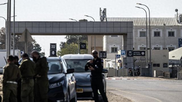 以色列大乱！女少将曝以军虐囚，辞职3天被抓 总理破防：名声毁了