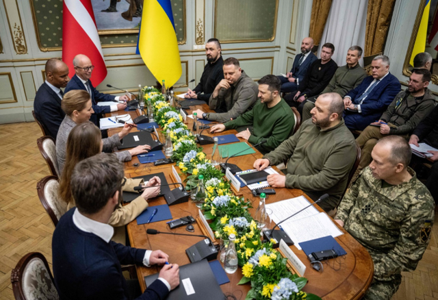 不到24小时，泽连斯基或告别总统府，乌克兰接班人名单基本锁定