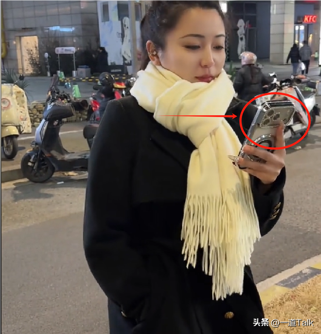 天津小伙接29岁离婚表嫂同居后续：表嫂正脸照流出 曝更多离婚内幕