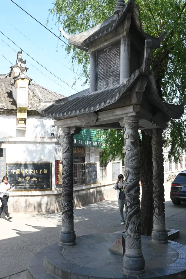 河南与陕西湖北交界处有个镇，被称为“小上海”，古建不输山西