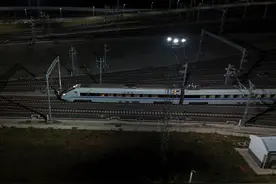 “夕发朝至”动卧连通京蓉，成都企业家：“时空折叠”打开产业合作新机遇图片