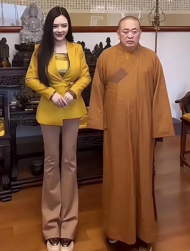 还有多少？知名女星被曝是少林方丈情妇，照片流出，本人愤怒辟谣