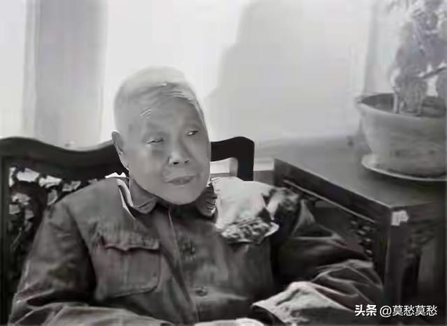 根本不算男人！清朝太监回忆：妃子洗澡不避讳太监 不用手 侮辱人