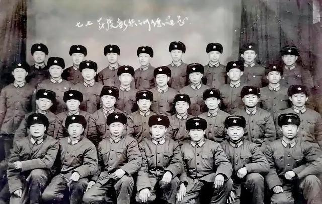 为什么“六五式”红领章红帽徽的军装都被老兵们喜欢？