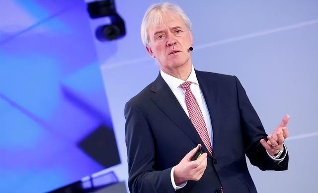 光刻机巨头阿斯麦CEO：欧洲自己芯片都不够，忧虑中国竞争是错的