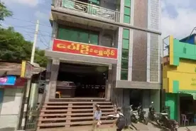 缅甸曼德勒一家金铺遭抢劫，损失达1.2亿图片