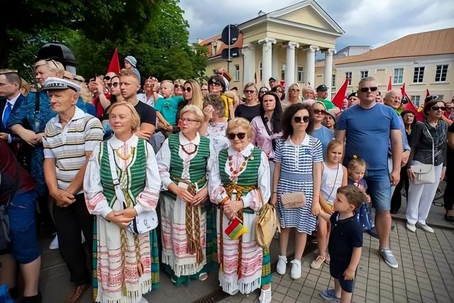 亡国灭种，断子绝孙？欧洲“反华先锋	”立陶宛	，正在从地图上消失