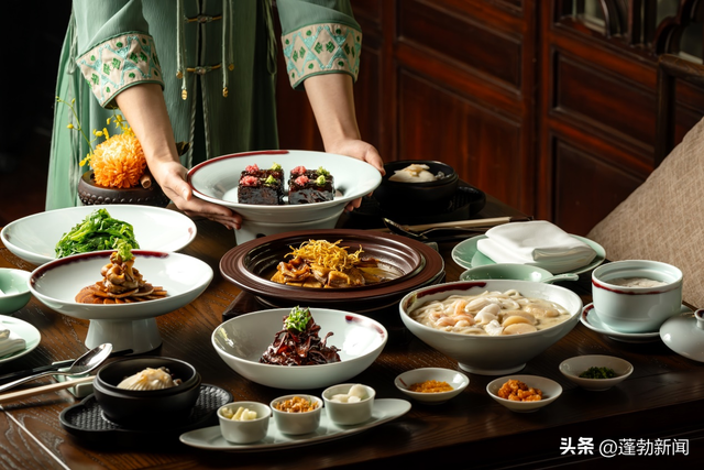 本周北京飞三亚机票仅需500元！美团旅行发布“错峰游”十大热门目的地