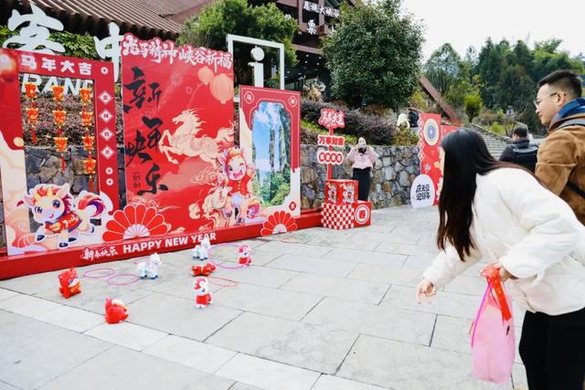 沉浸科技+民俗演艺，恩旅旗下景区新年迎来八方客