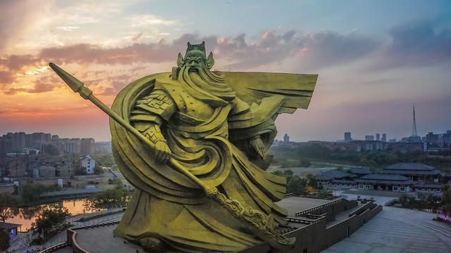 17年过去了，山西运城花2亿巨资修建的关公像，是赔还是赚了？