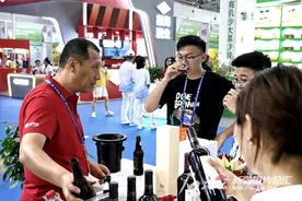 一杯红酒的借“会”成长之路图片