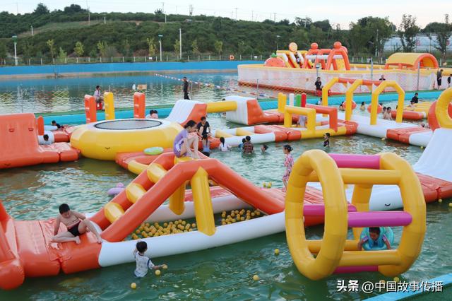 湖北枝江：仙女镇吉吉村冰雾水寨水上乐园清凉度夏